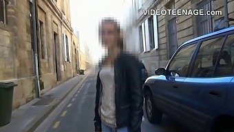 Audiții Amatoare Pentru Adolescenți Cu Interpreți Ruși