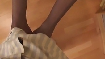 Milf Amatoare Germană Face Sex Oral Și Primește Facial