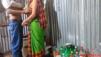 หีของสาลี่โดนผัวเย็ด
