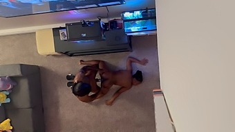 Enjoying A Night In And Having Amazing Sex (Cumshot)