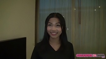 สาวไทยท้องขึ้นพริตตี้
